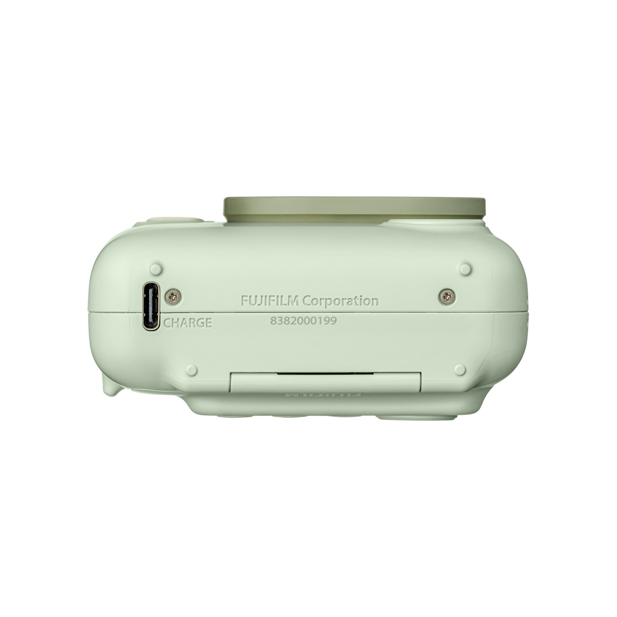 Fujifilm Instax Mini LiPlay Matcha Green – Unterseite mit Ladeanschluss und Gehäusedetails