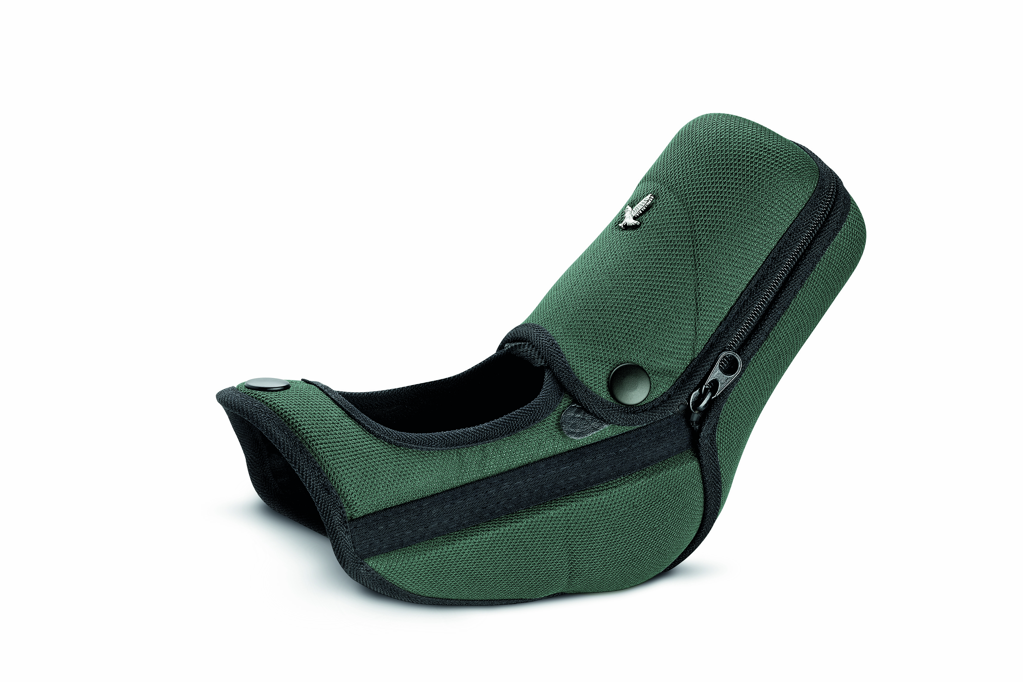 Swarovski Fernglas-Tasche in Grün mit Reißverschluss und Druckknopf, gepolsterte Schutztasche in schräger Ansicht