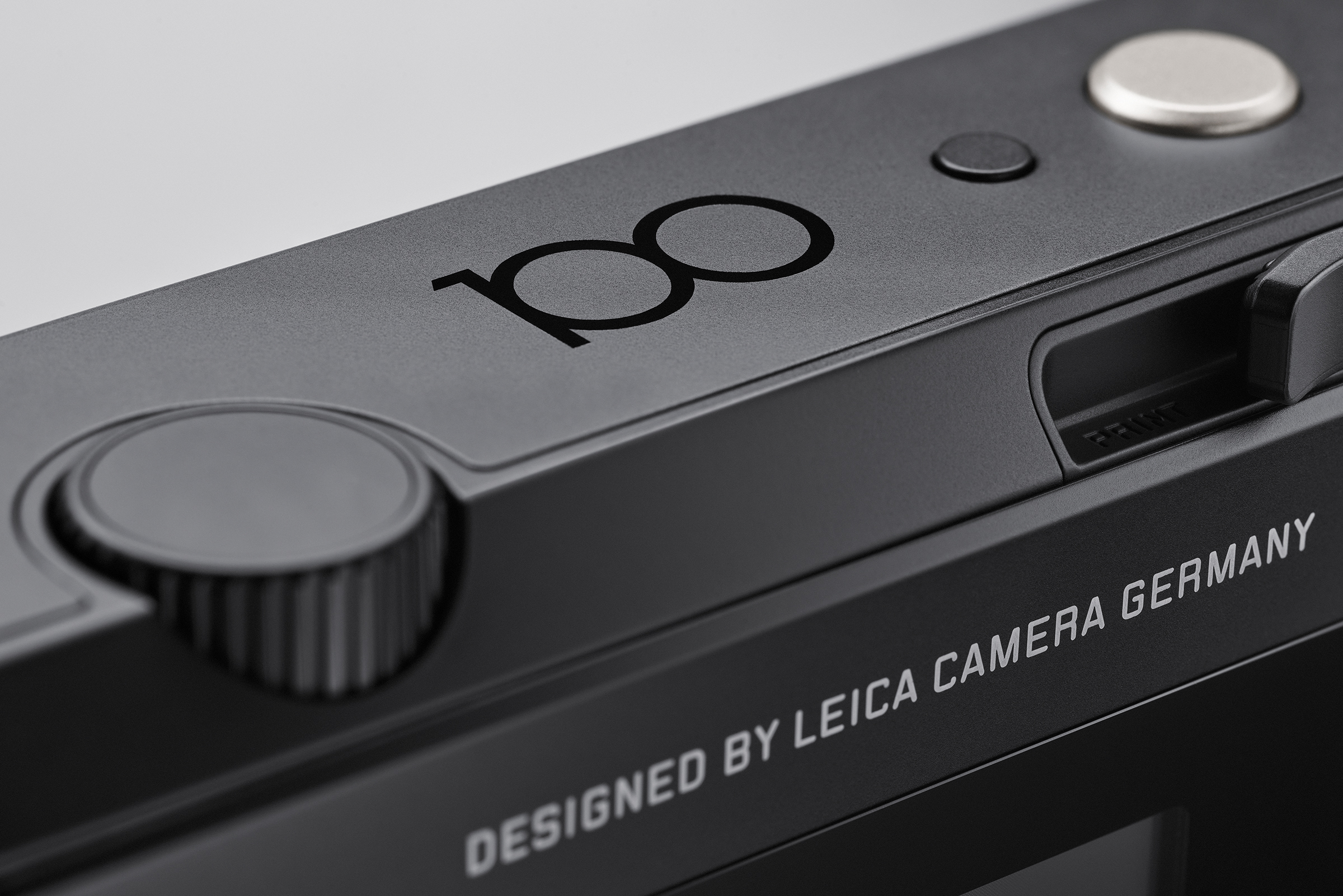 Sofort 2 (100 Years of Leica Special Edition) Sofort 2 (100 Years of Leica Special Edition)