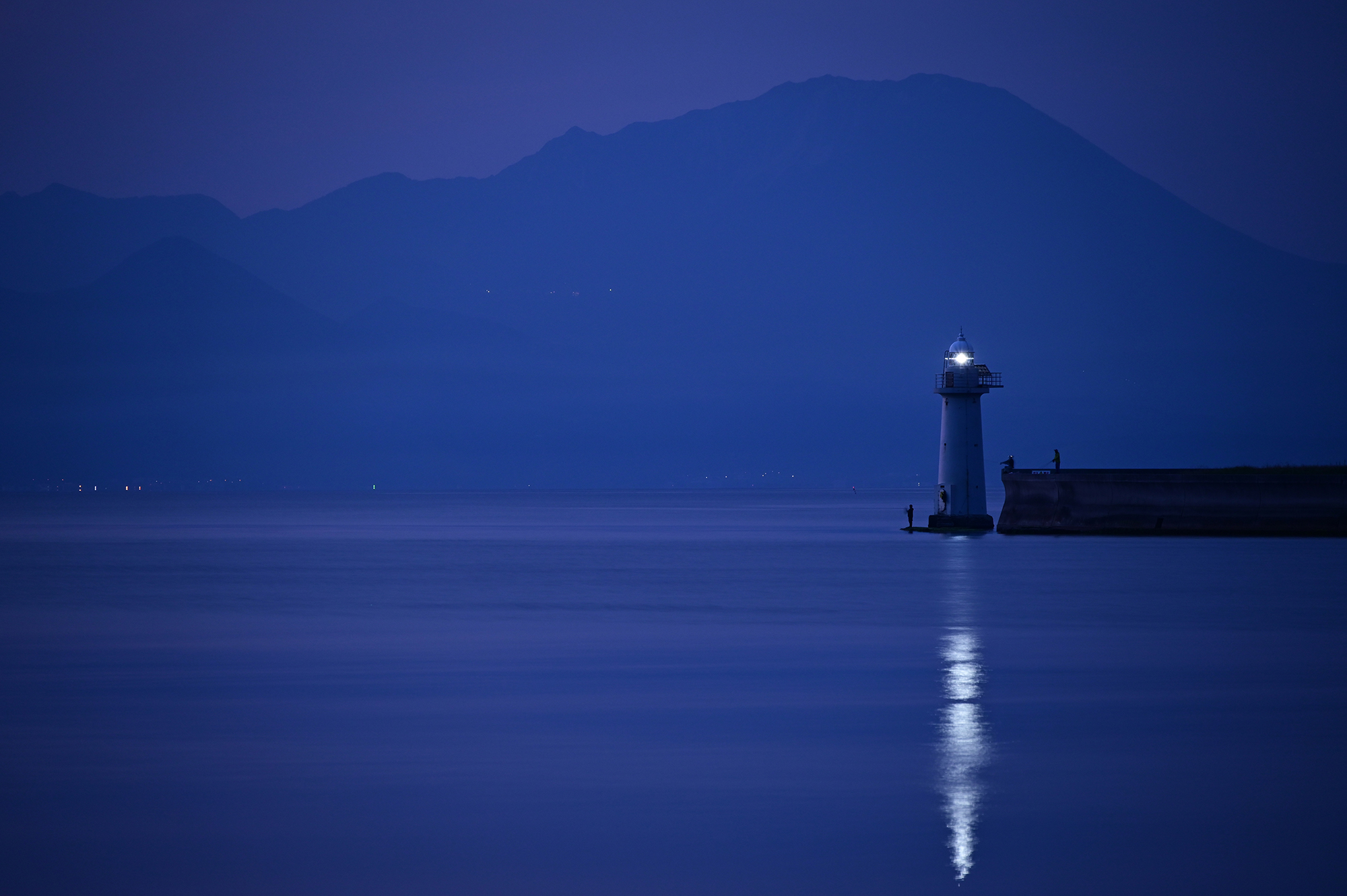 70-300mm F4.5-6.3 Di III RXD – Sony E-Mount 70-300mm F4.5-6.3 Di III RXD – Sony E-Mount