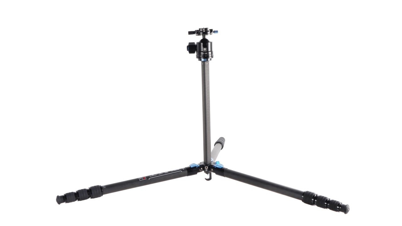 ST-224 Stativ + ST-20 Kopf