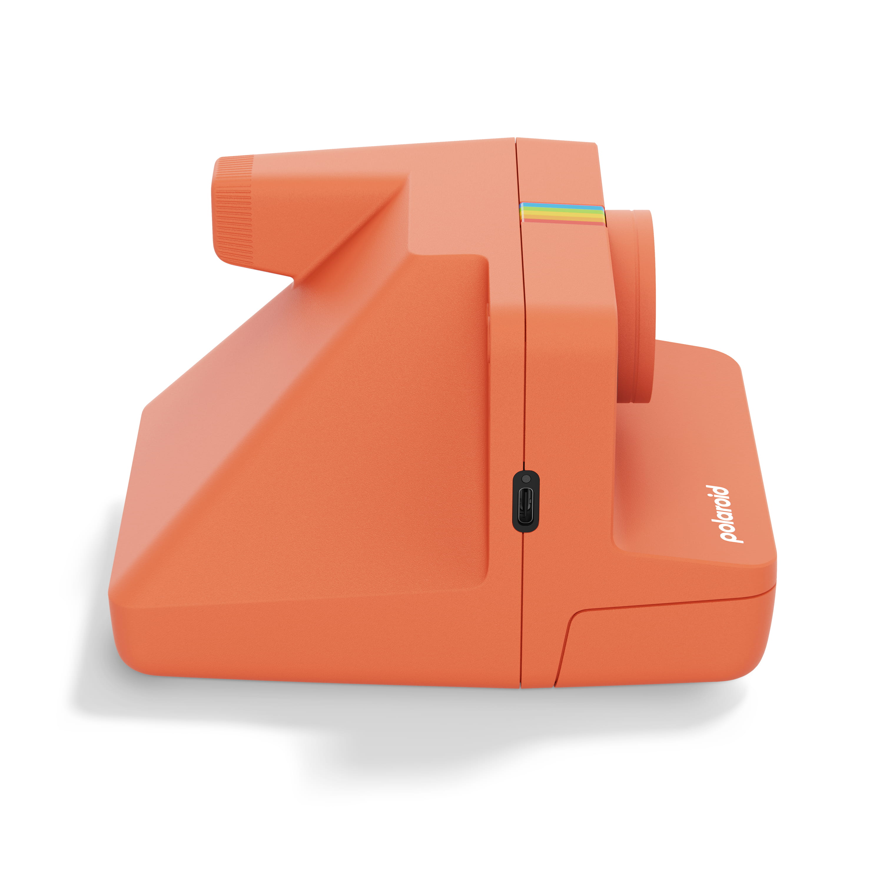 Polaroid Now Gen 3 Plus orange – linke Seitenansicht mit Gehäuseform und Anschlussbereich