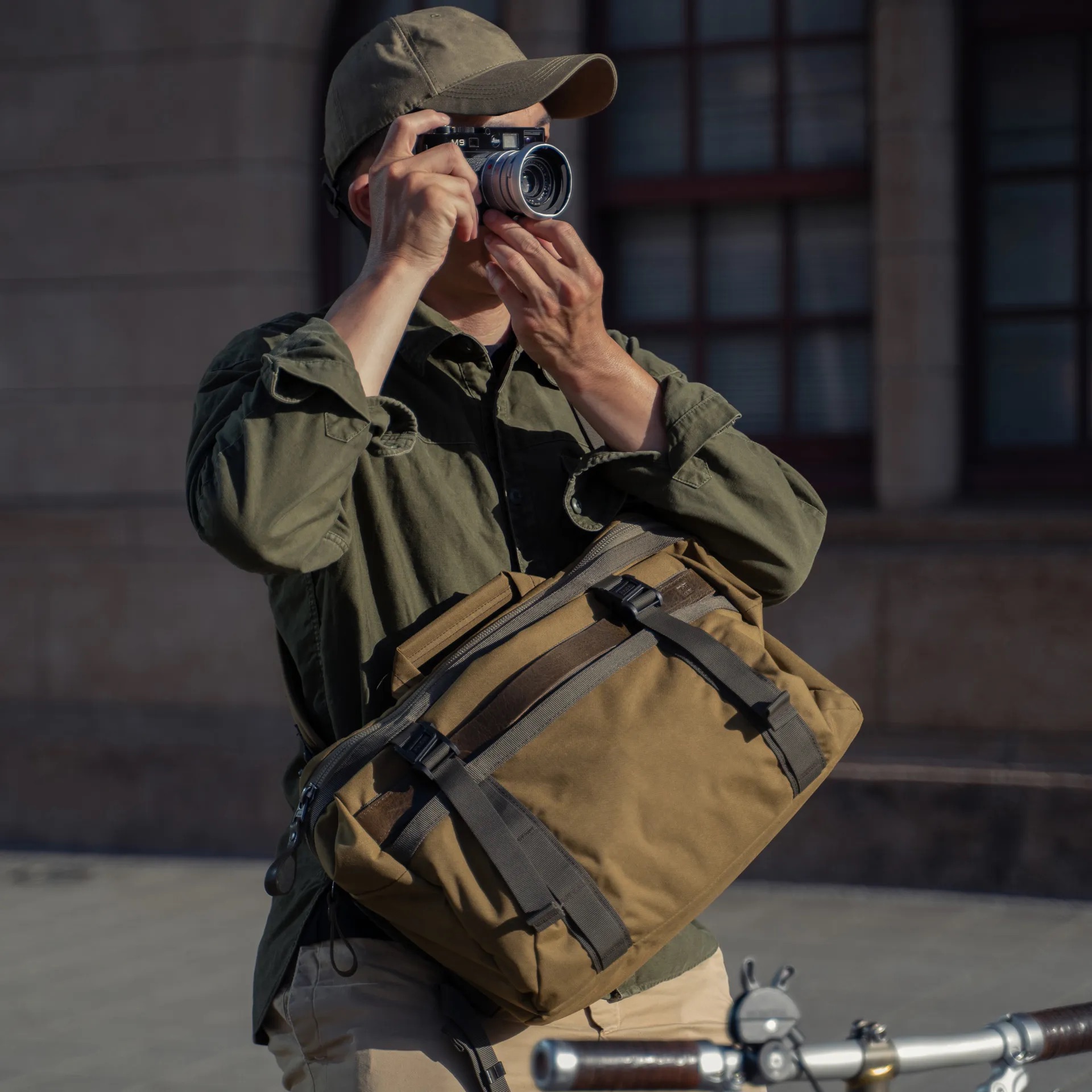 Lightning Rider V2 Sling Bag (Khaki Brown) Lightning Rider V2 Sling Bag (Khaki Brown)