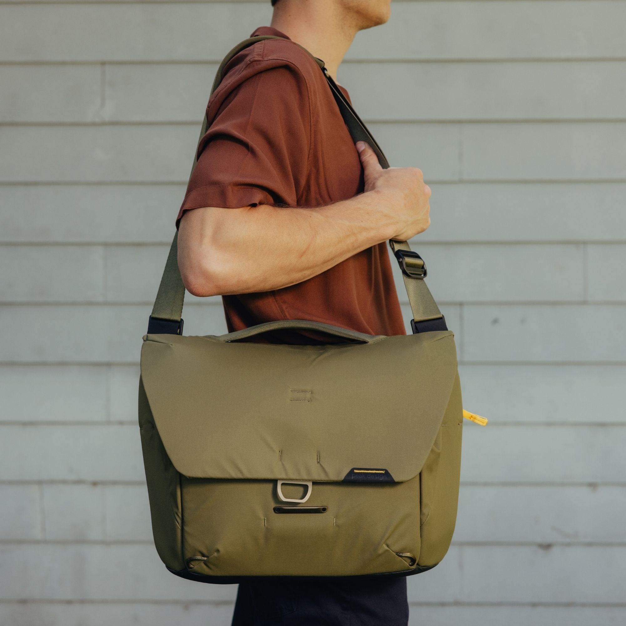 Everyday Messenger 13L V2 (Kelp) Everyday Messenger 13L V2 (Kelp)