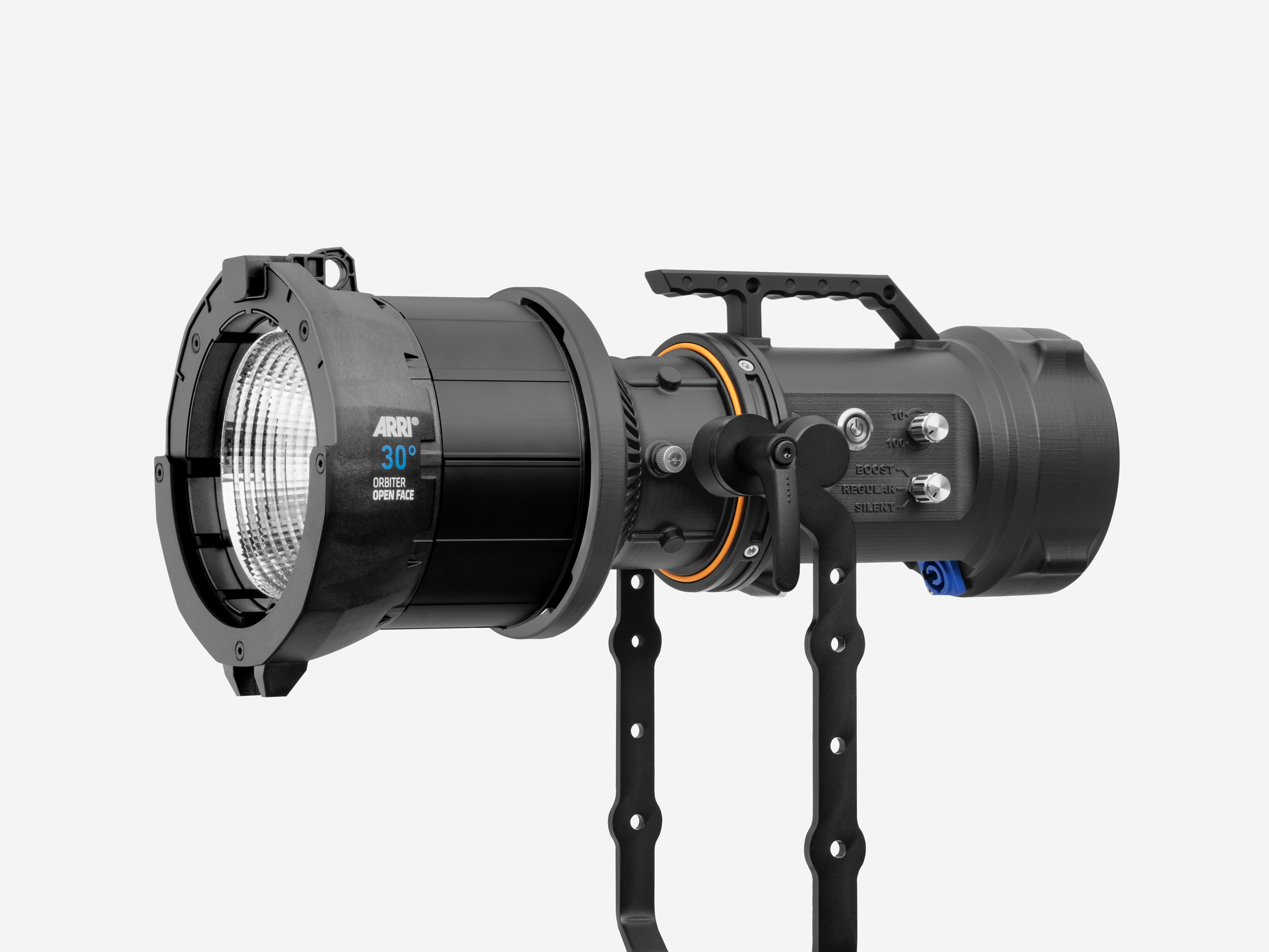 Maxima 6 Adapter – Arri® QLM Maxima Maxima 6 GaN Leuchte mit Arri Adapter auf Leuchte
