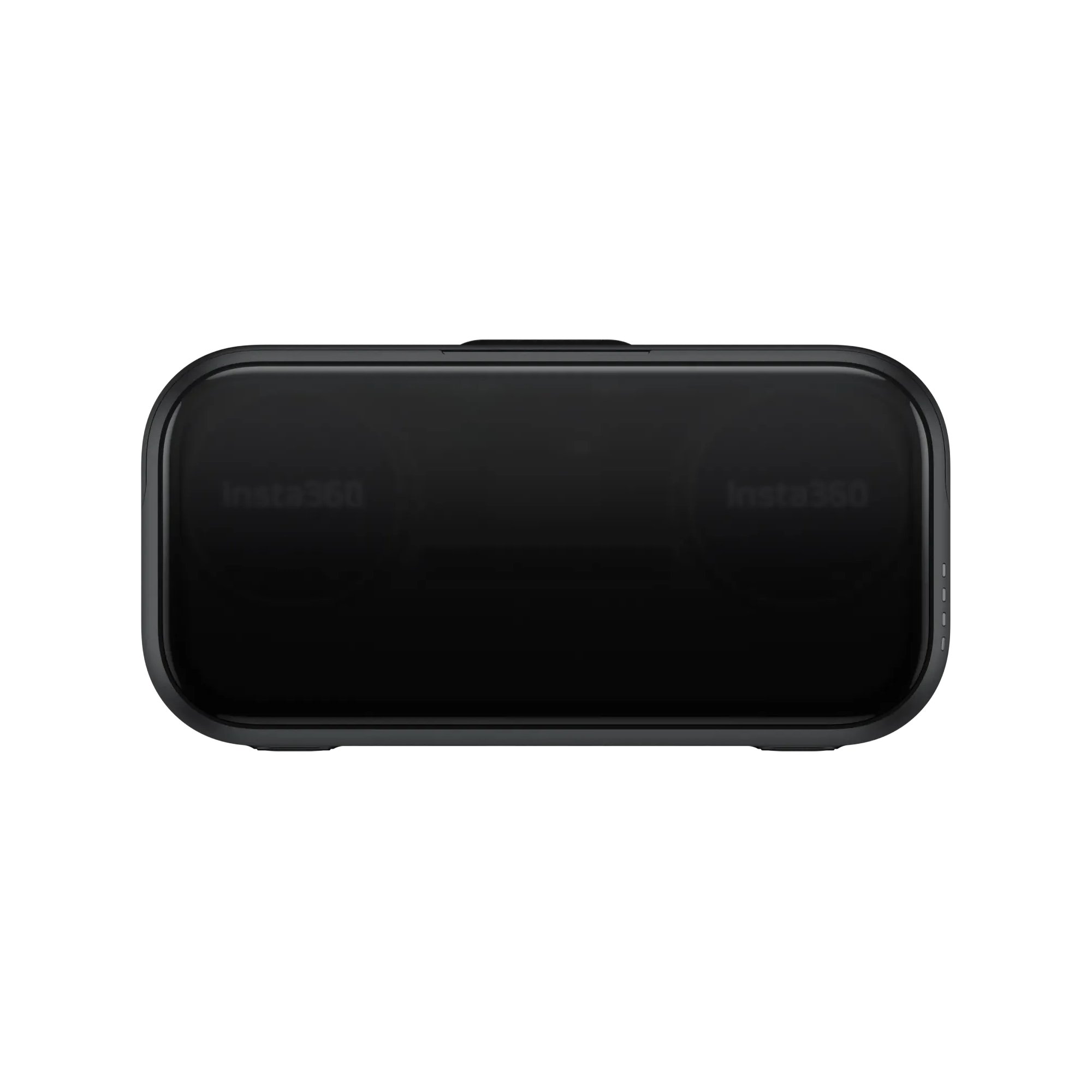 Geschlossenes Insta360 Mic Pro Ladecase in Vorderansicht mit transparenter Abdeckung und integrierter Ladeanzeige.
