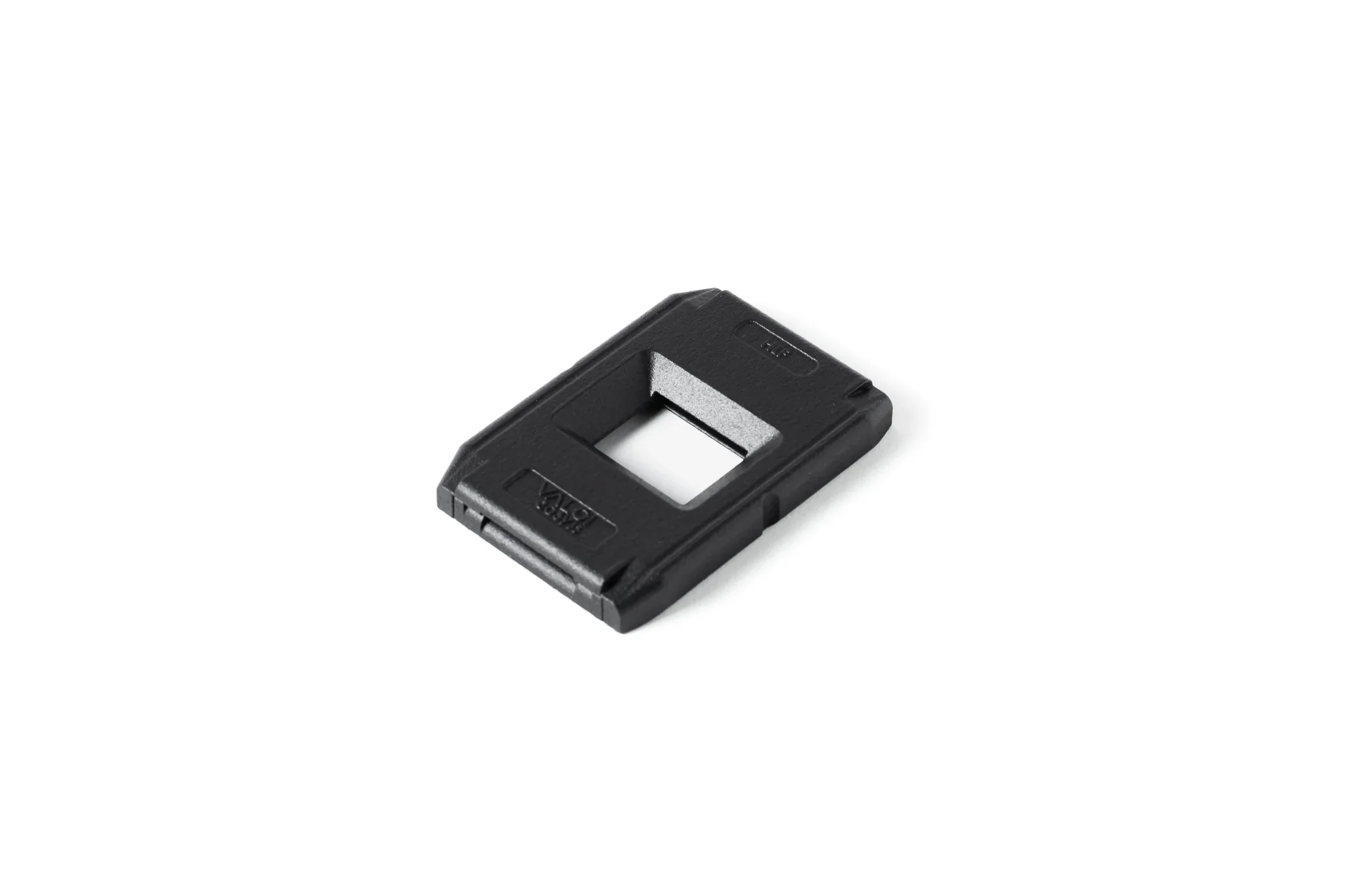 VALOI easy35 v2 Half-Frame Holder in schräger Ansicht mit rechteckiger Öffnung für die Digitalisierung von Half-Frame-Negative