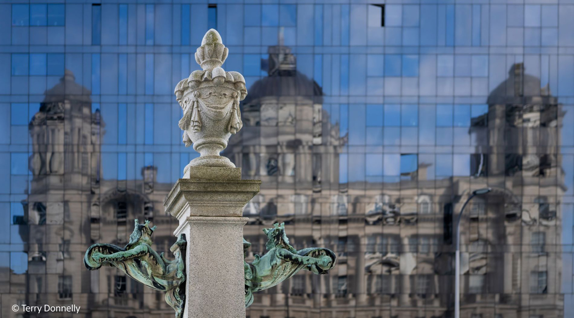 FE 40mm F2.5 G FE 40mm F2.5 G