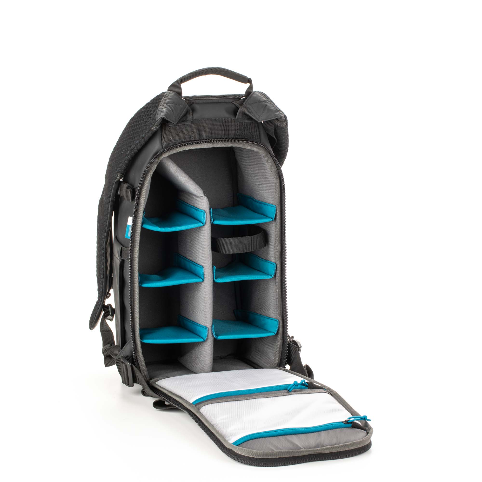 Axis V2 16L Rucksack (schwarz) Tenba Axis V2 16L Rucksack in der Farbe Schwarz, Ansicht Frontal leicht Schräg und komplett offen und leer