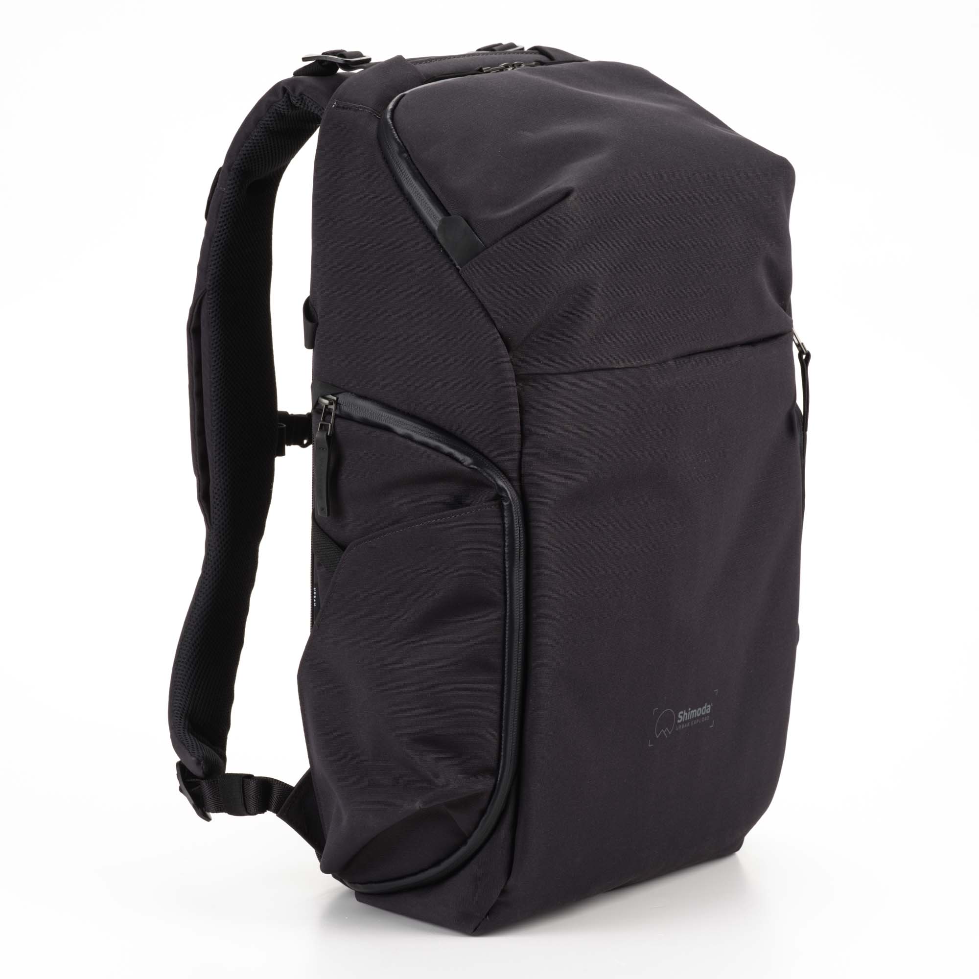 Shimoda Designs Explore 30 Rucksack in Anthrazit, Frontal, links