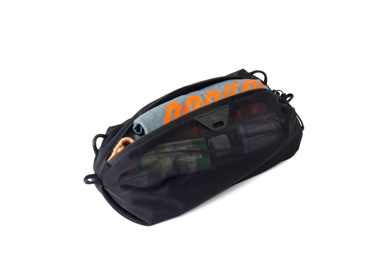 Ultralight Mesh Packing Cube (schwarz) – XS Peak Design Mesh Packing Cube und der Größe X-Small und Offen