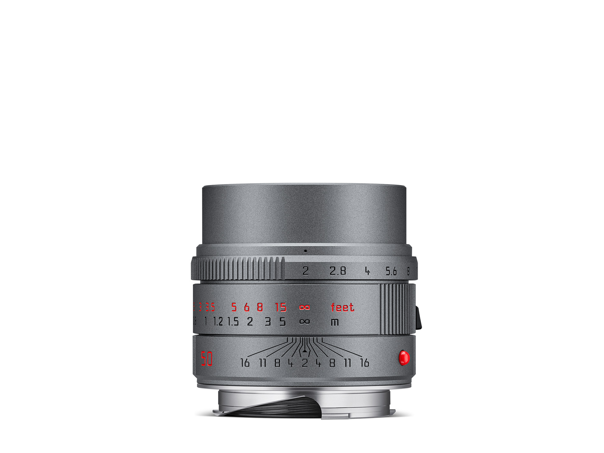 Seitenansicht des Leica APO-Summicron-M 50mm f/2 ASPH Objektivs in Metal Gray mit Skalenring