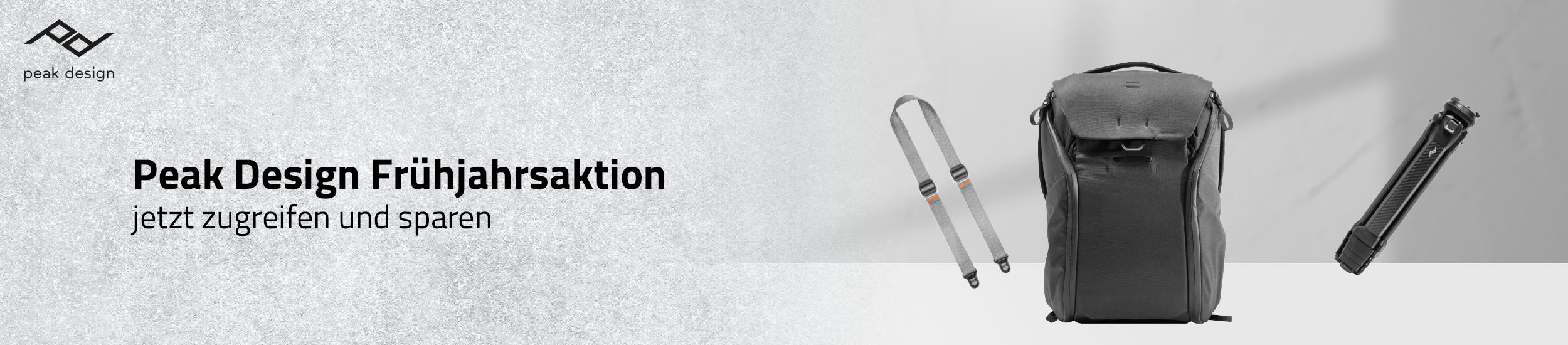Peak Design Frühjahrsaktion 2026 – Banner mit Rucksack, Kameragurt und Stativ auf hellem Hintergrund