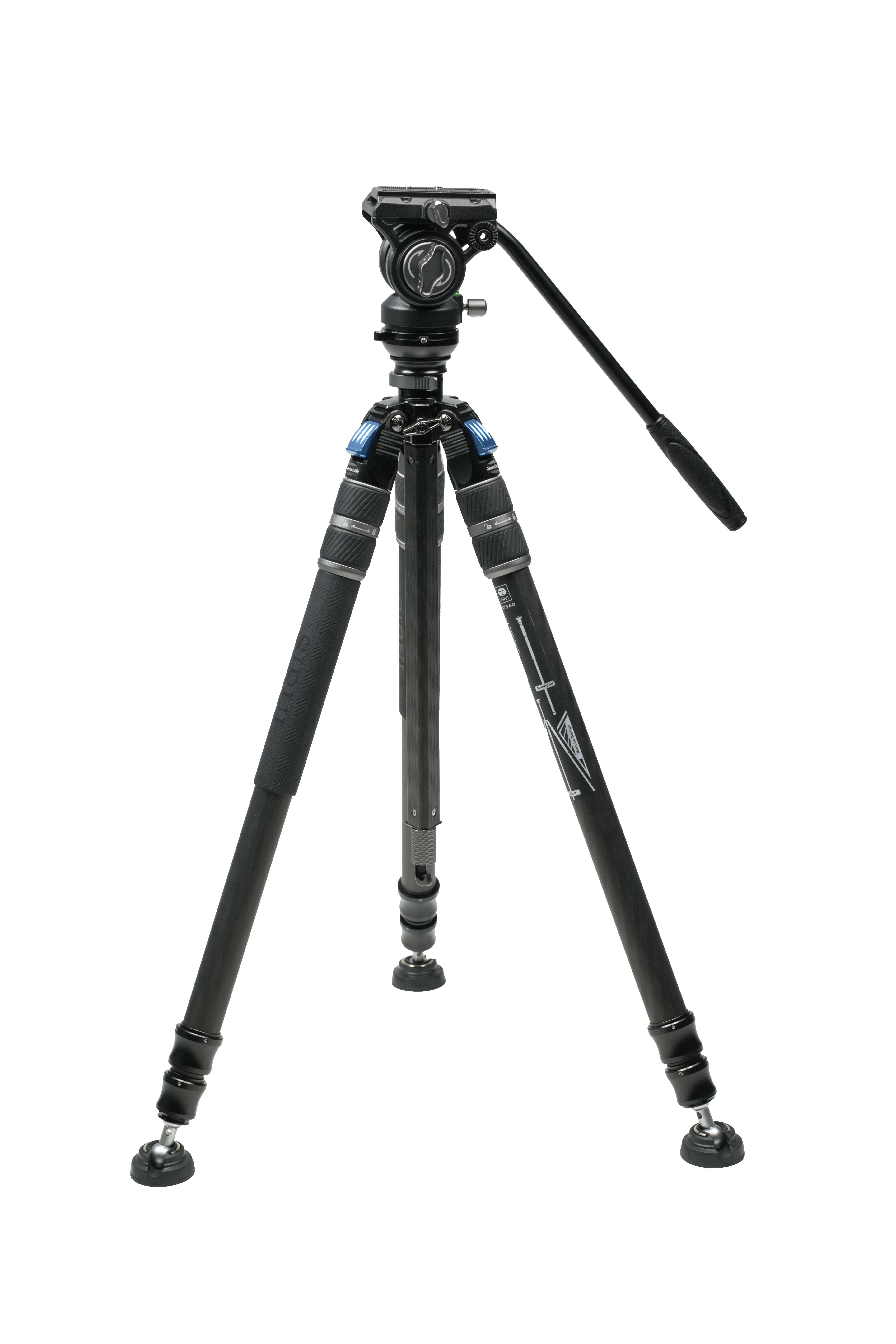 Sirui SVS-60 Carbon Stativ – schräge Ansicht mit montiertem S3-Videokopf und ergonomischem Griff