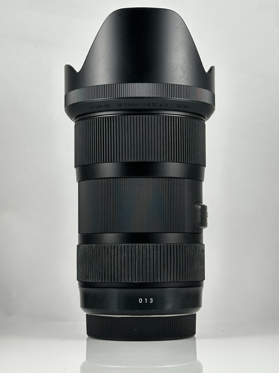 Sigma Art 18-35mm F1.8 DC HSM - Canon EF-Mount