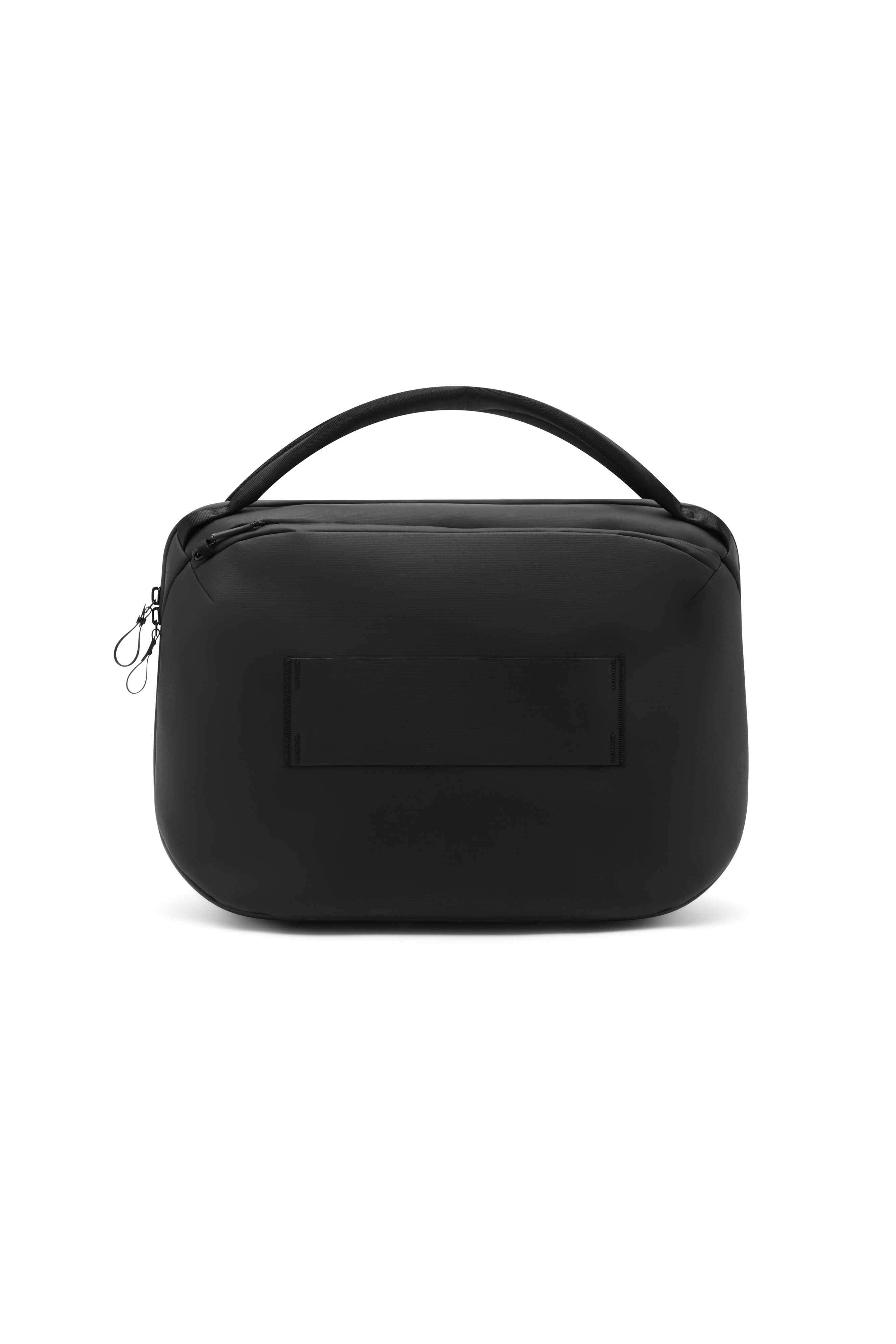 Peak Design Travel Weekender 25L in Schwarz, Rückansicht mit Trolley-Schlaufe zur Kofferbefestigung