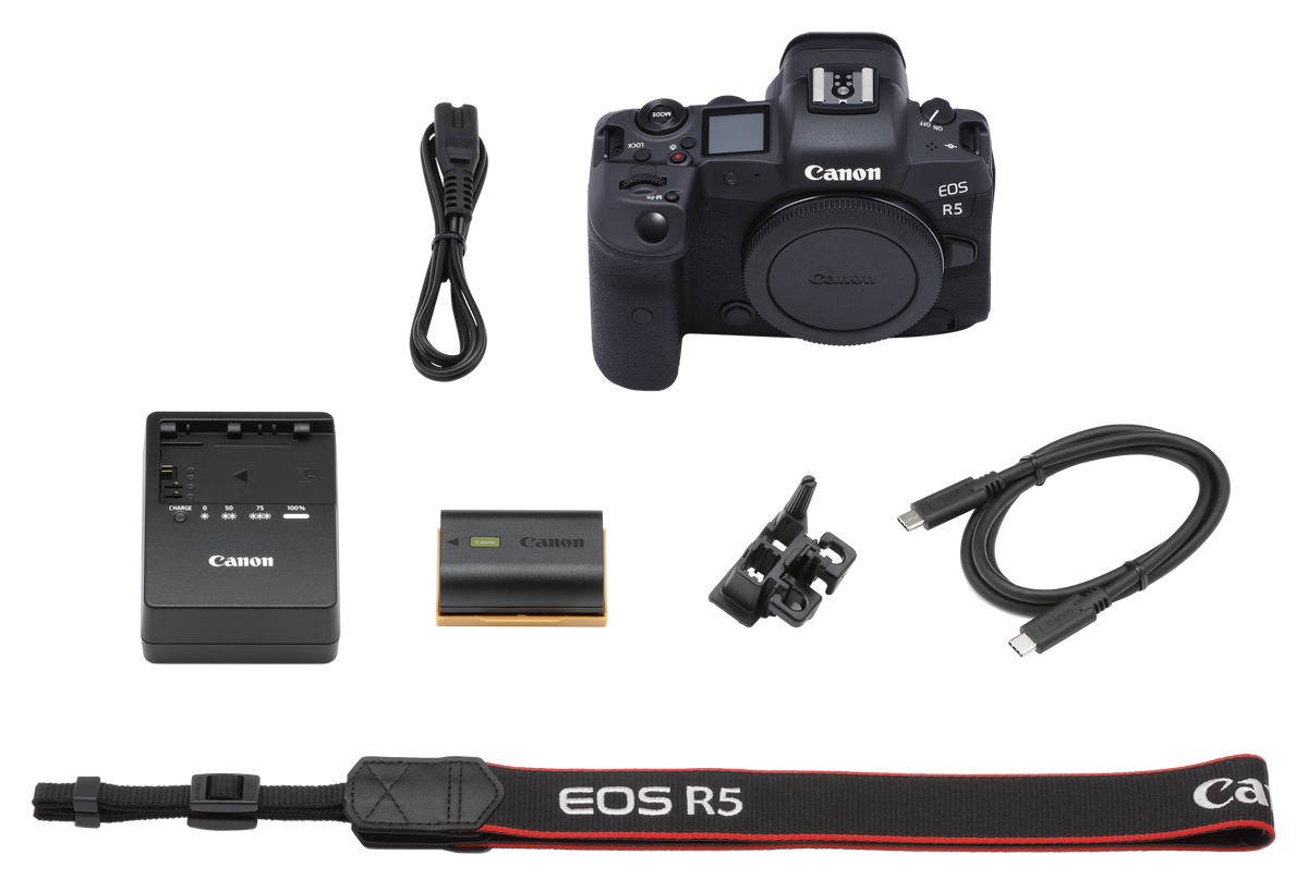 Lieferumfang des Canon EOS R5 Gehäuses mit Akku, Ladegerät, Kabel und Kameragurt