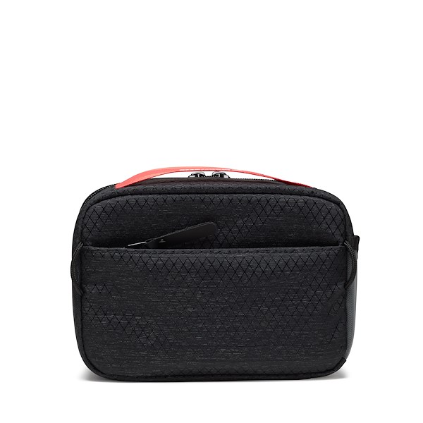 Pro Light Tech Organizer – Small Manfrotto Pro Light Tech Organizer Tasche stehend und geschlossen