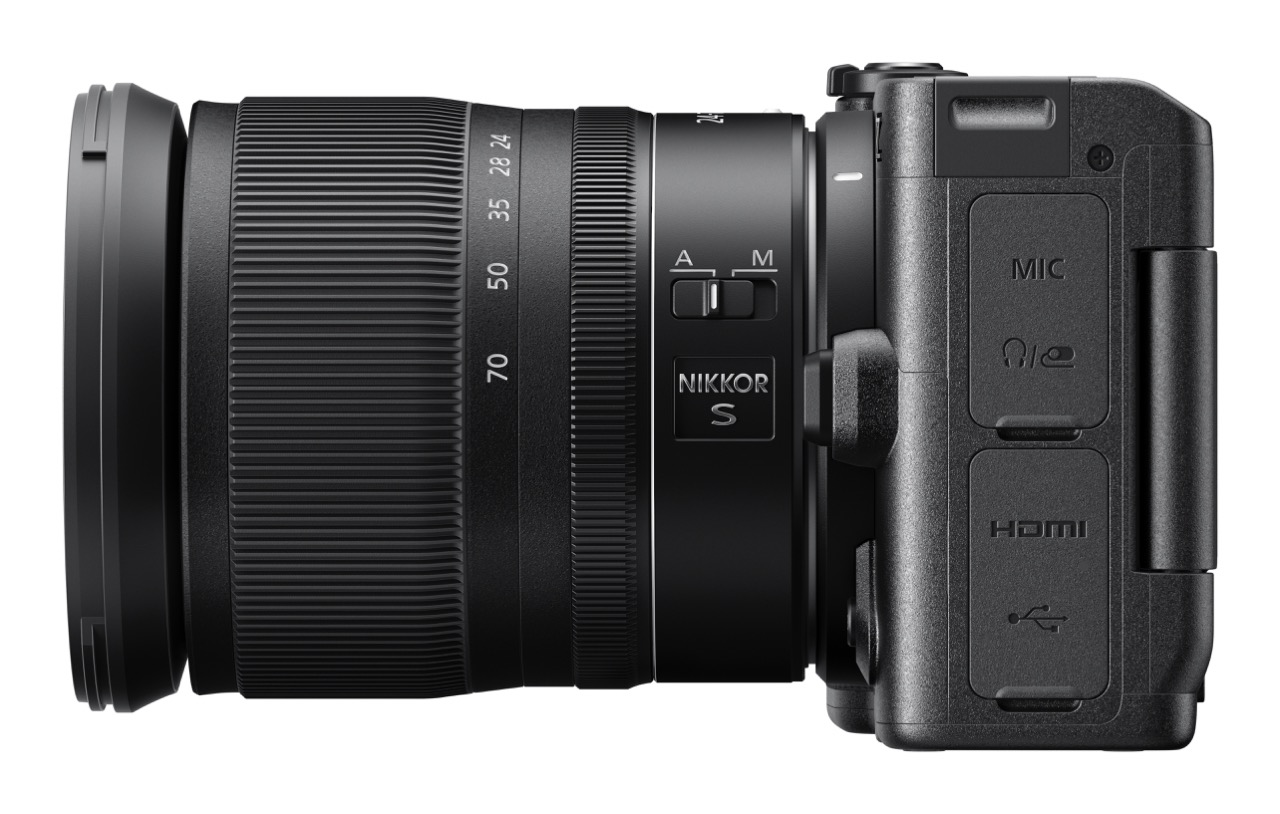 ZR + NIKKOR Z 24-70mm F4.0 S ZR + NIKKOR Z 24-70mm F4.0 S