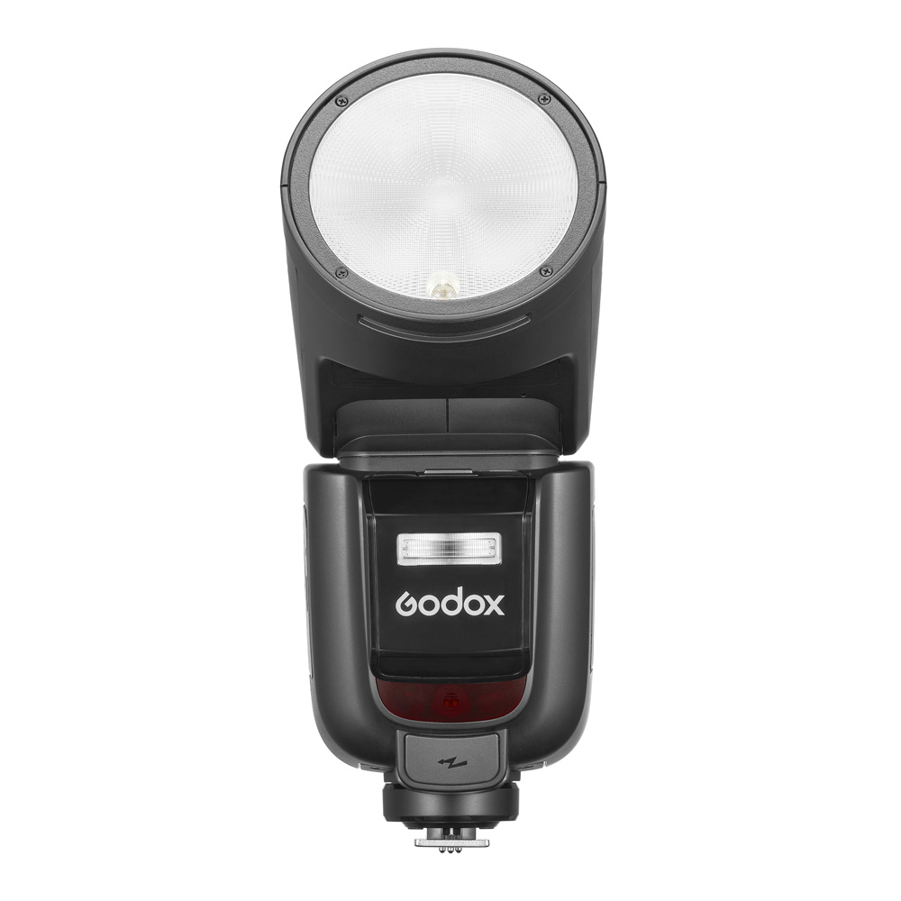 Godox Speedlite V1Pro – Vorderansicht des runden Aufsteckblitzes mit Reflektor und Magnetanschluss