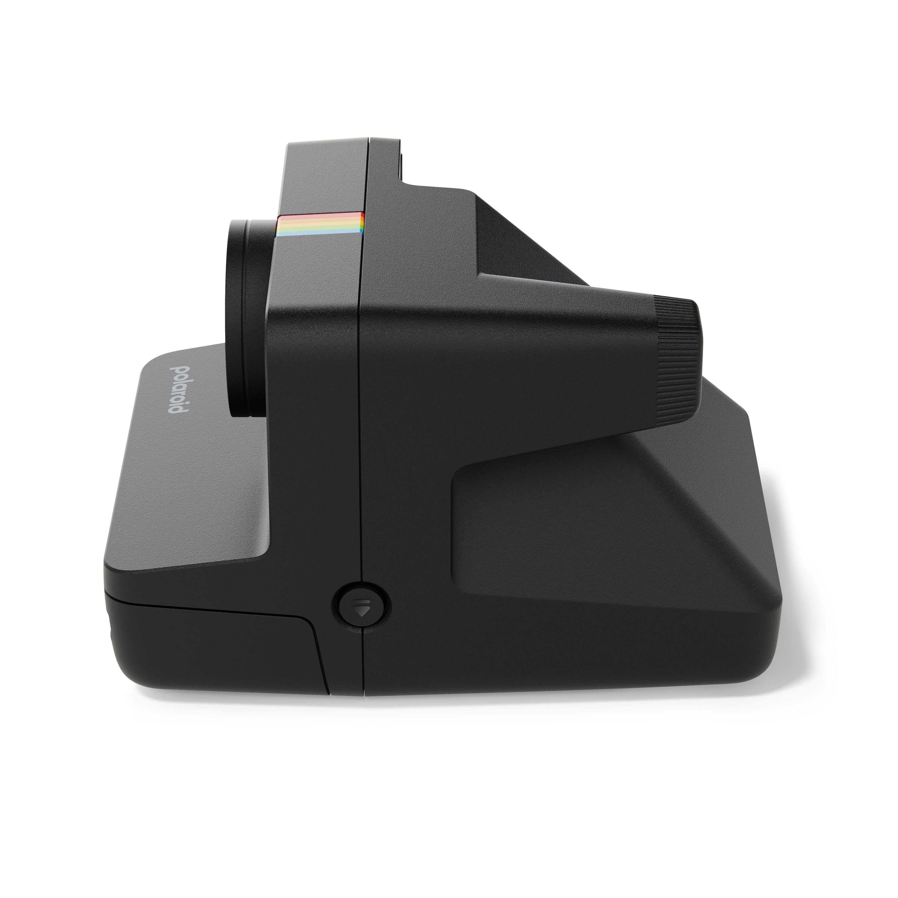 Polaroid Now Gen 3 Plus schwarz – rechte Seitenansicht mit Objektivgehäuse und Griffstruktur